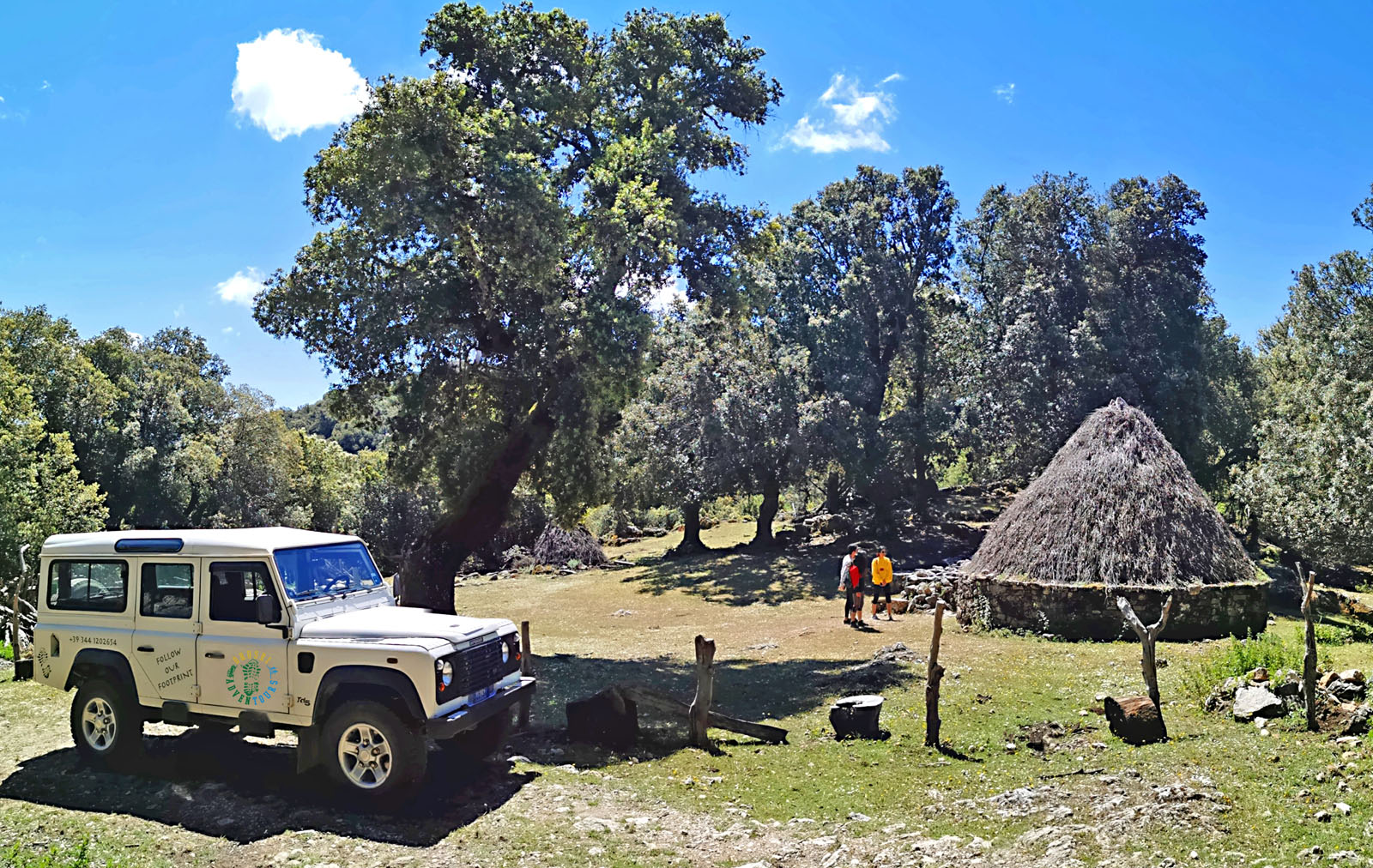 Orgosolo-Experience-con-pranzo-dal-pastore-Sardegna-4